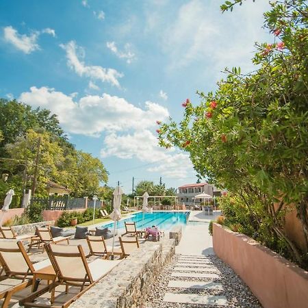 Dominoes Corfu Aparthotel Ypsos Exterior photo