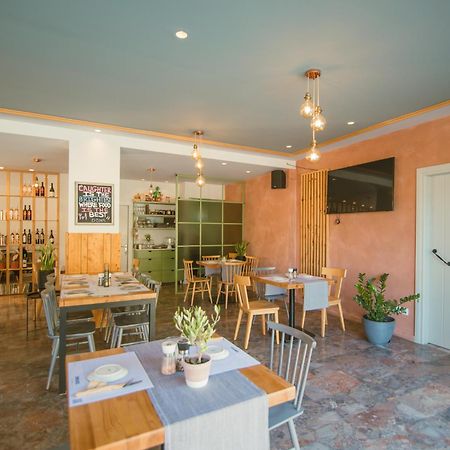 Dominoes Corfu Aparthotel Ypsos Exterior photo