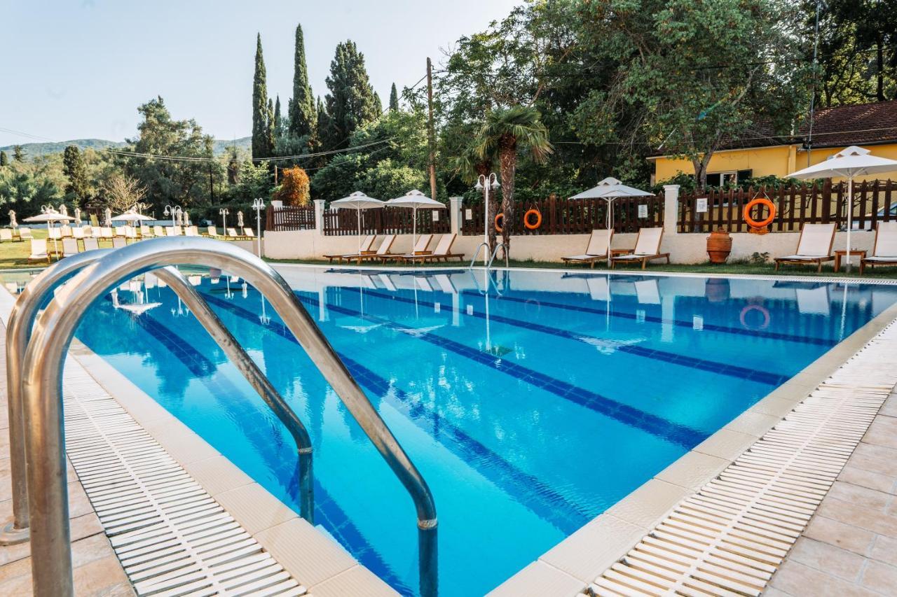 Dominoes Corfu Aparthotel Ypsos Exterior photo