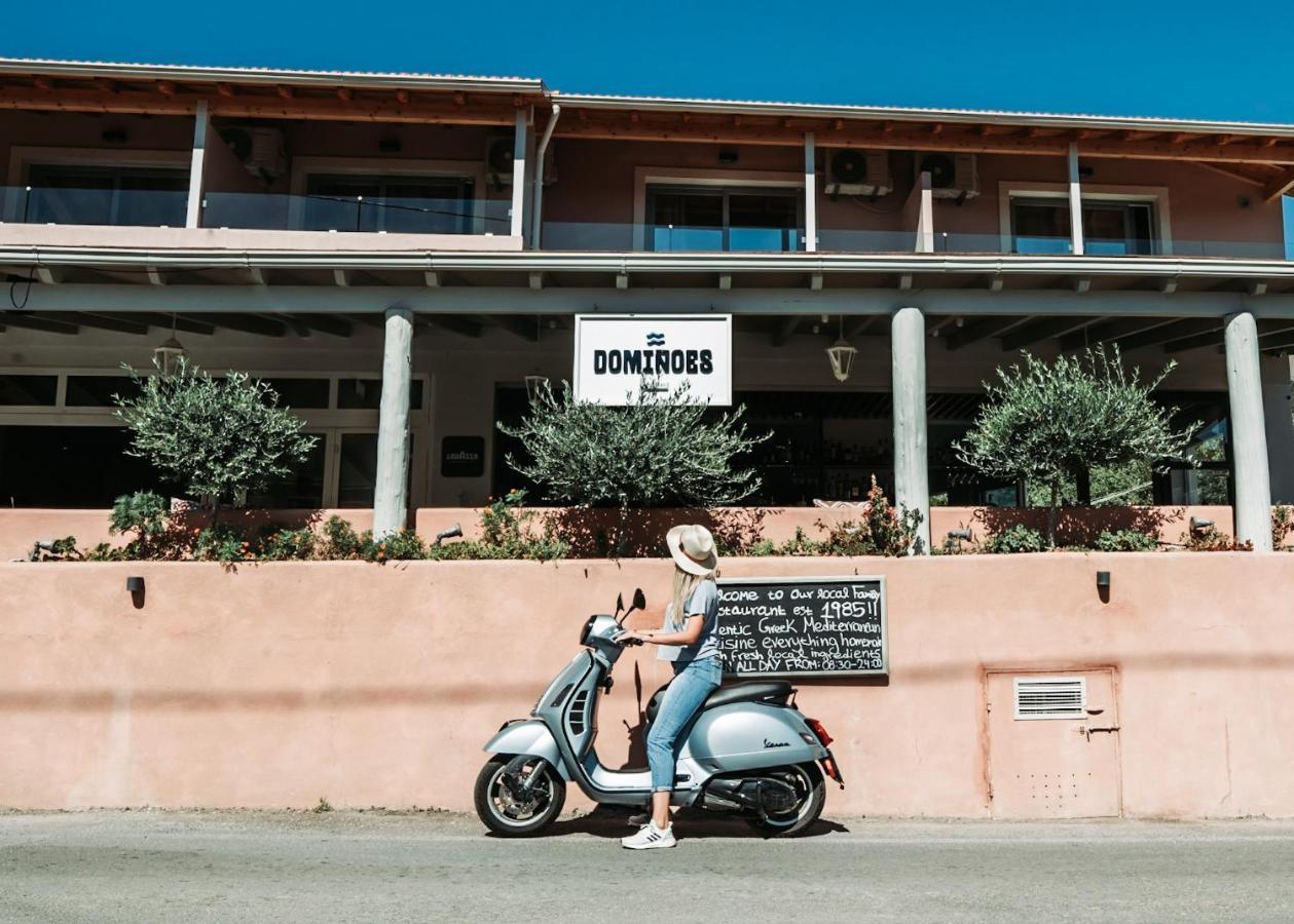 Dominoes Corfu Aparthotel Ypsos Exterior photo