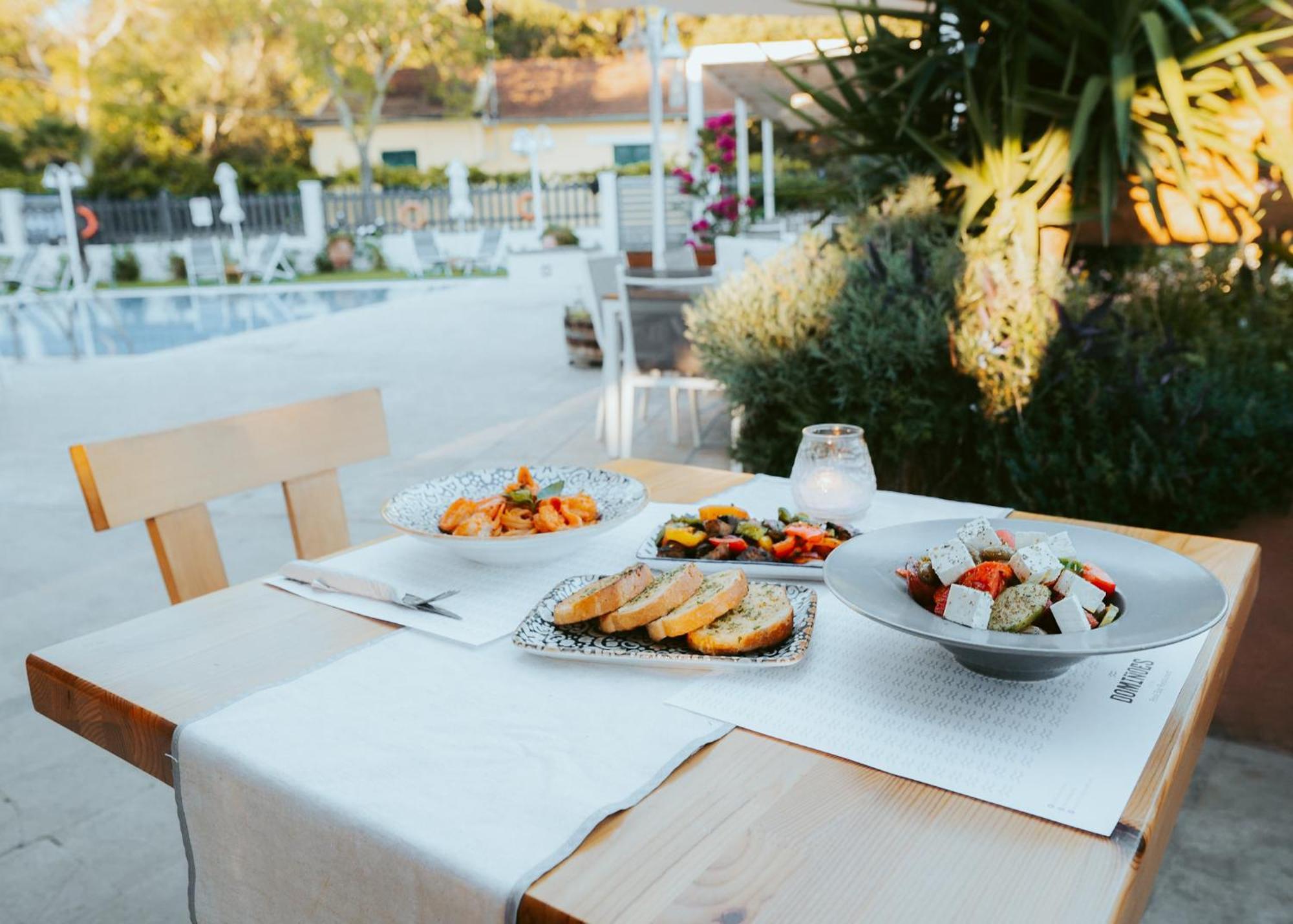 Dominoes Corfu Aparthotel Ypsos Exterior photo