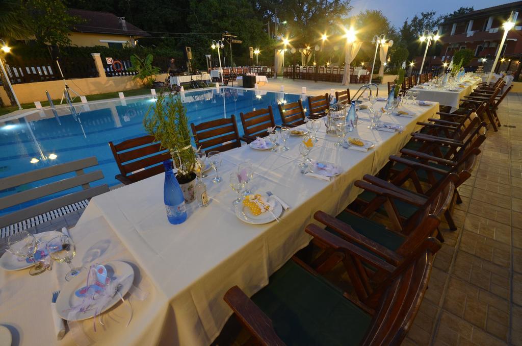 Dominoes Corfu Aparthotel Ypsos Exterior photo